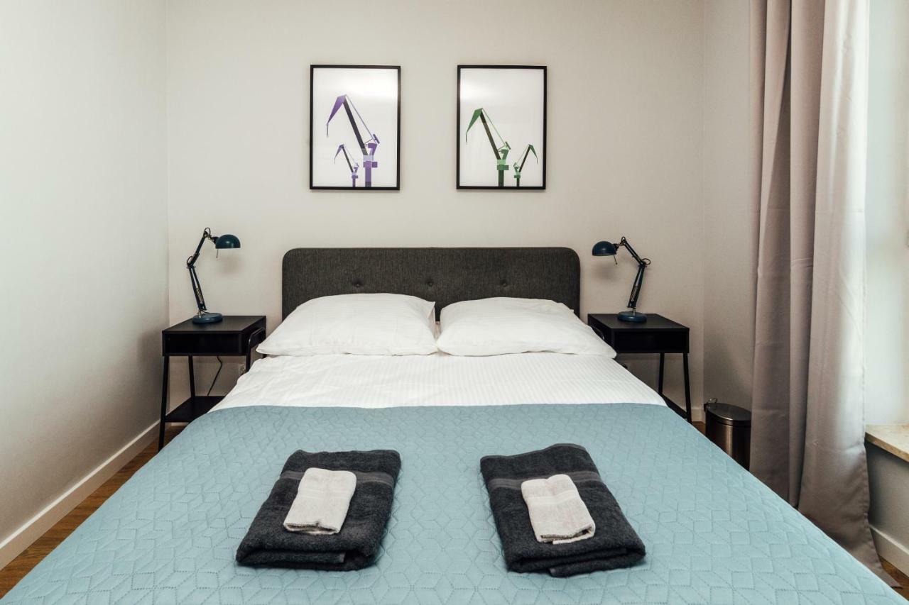 Pobookowane Stocznia Apartments กดัญสก์ ภายนอก รูปภาพ