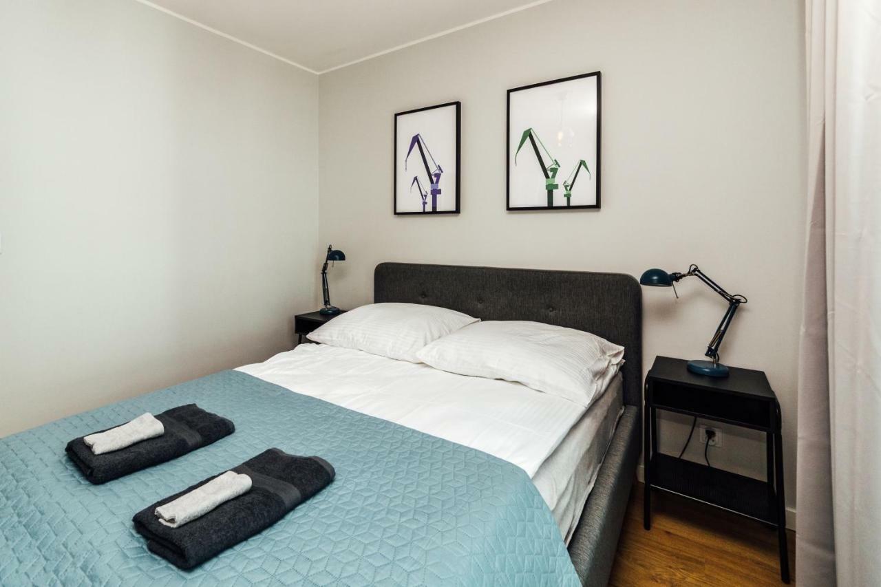 Pobookowane Stocznia Apartments กดัญสก์ ภายนอก รูปภาพ