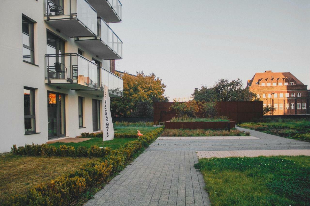 Pobookowane Stocznia Apartments กดัญสก์ ภายนอก รูปภาพ