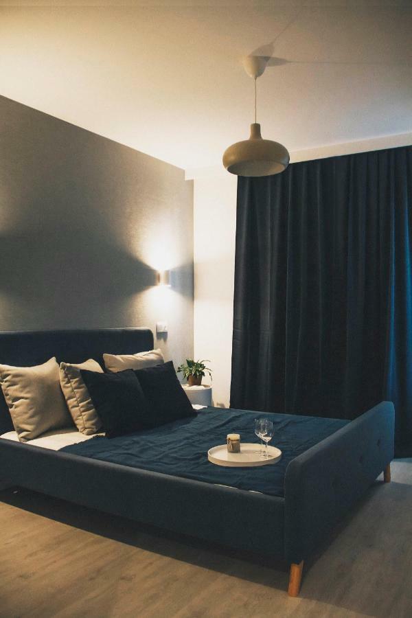 Pobookowane Stocznia Apartments กดัญสก์ ภายนอก รูปภาพ