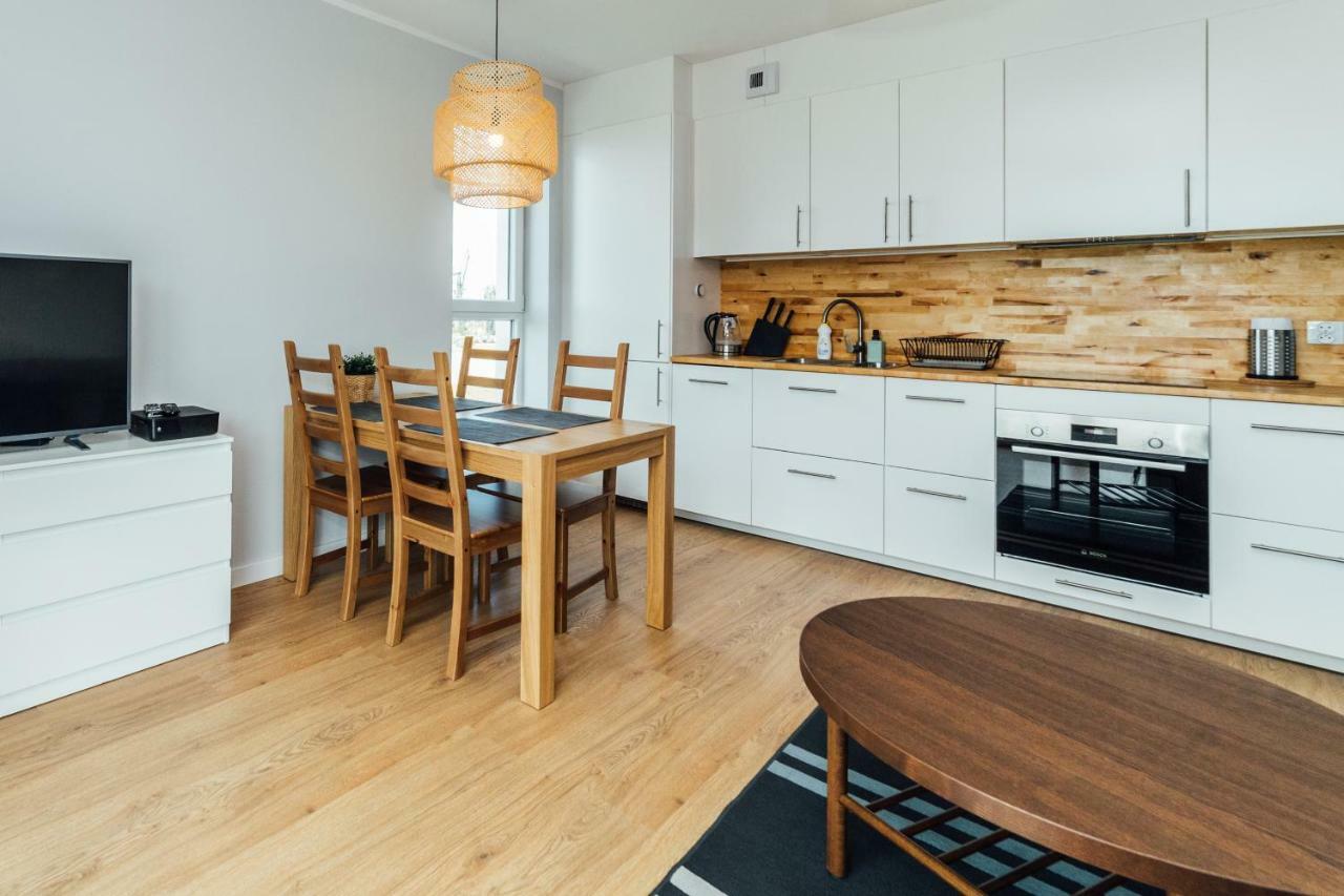 Pobookowane Stocznia Apartments กดัญสก์ ภายนอก รูปภาพ